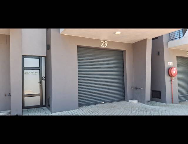 130M² BUILDING FOR SALE IN MOREHILL